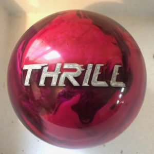 Motiv Thrill Bowling Ball