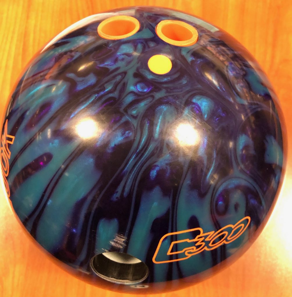 Columbia 300 Outlook Bowling Ball Layout