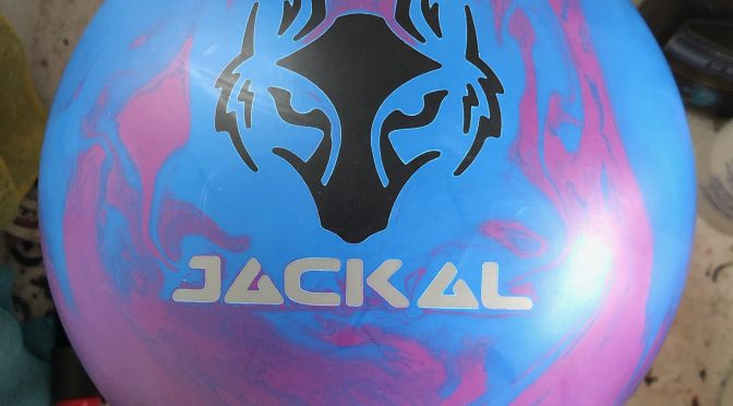 Motiv Alpha Jackal Bowling Ball Review